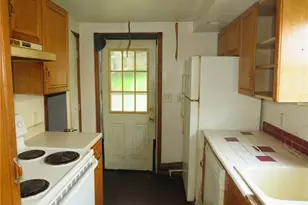 1119 Charles St, Stowe Township, PA 15136 - Photo 12