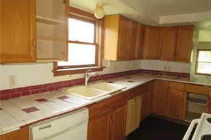 1119 Charles St, Stowe Township, PA 15136 - Photo 14