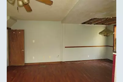 1119 Charles St, Stowe Township, PA 15136 - Photo 6