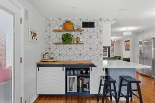 82 E Manilla Ave, Green Tree, PA 15220 - Photo 10