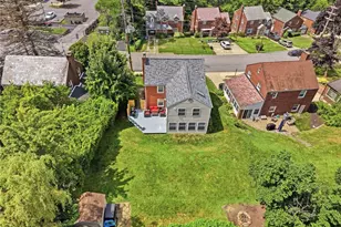 82 E Manilla Ave, Green Tree, PA 15220 - Photo 32