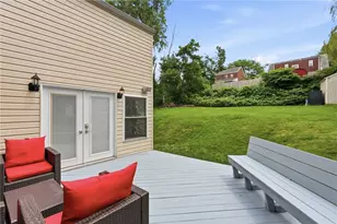 82 E Manilla Ave, Green Tree, PA 15220 - Photo 26