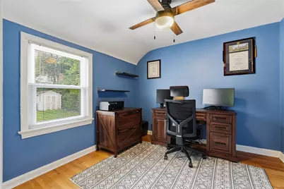82 E Manilla Avenue, Green Tree, PA 15220 - Photo 20
