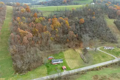 452 Sugar Run Rd, Franklin Township, PA 15370 - Photo 8