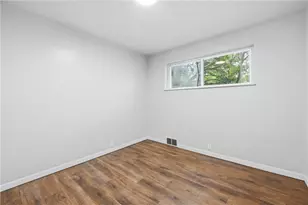 601 Howard St, Harmony Township, PA 15003 - Photo 24