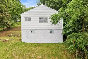 601 Howard St, Harmony Township, PA 15003 - Photo 4
