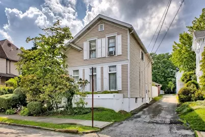 200 College Ave, Mt Pleasant Boro, PA 15666 - Photo 2