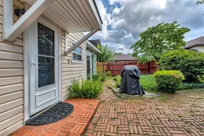 200 College Ave, Mt Pleasant Boro, PA 15666 - Photo 38