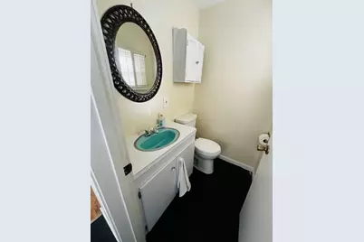 200 College Ave, Mt Pleasant Boro, PA 15666 - Photo 20