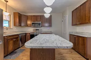 200 College Ave, Mt Pleasant Boro, PA 15666 - Photo 4