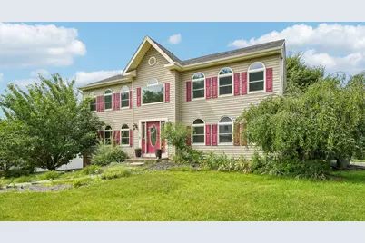 209 Jaclyn Dr, Cranberry Township, PA 16066 - Photo 1
