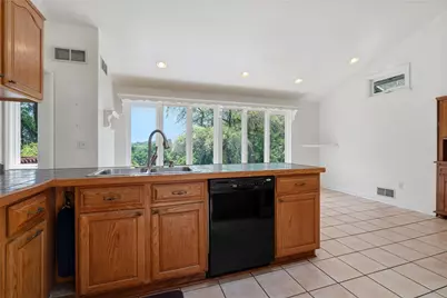 1733 Locust Road, Pittsburgh, PA 15143 - Photo 10