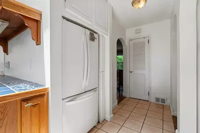 1733 Locust Road, Pittsburgh, PA 15143 - Photo 8
