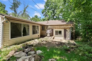 986 Coverdale, Pittsburgh, PA 15220 - Photo 2