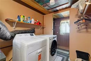 986 Coverdale, Pittsburgh, PA 15220 - Photo 26