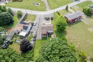 327 Beech Rd, Pittsburgh, PA 15239 - Photo 42