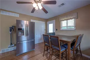 327 Beech Rd, Pittsburgh, PA 15239 - Photo 14