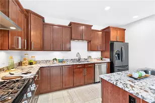2021 Sarah St, Pittsburgh, PA 15203 - Photo 22