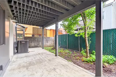 2021 Sarah St, Pittsburgh, PA 15203 - Photo 44