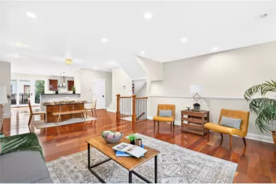 2021 Sarah St, Pittsburgh, PA 15203 - Photo 10