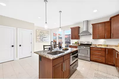 2021 Sarah St, Pittsburgh, PA 15203 - Photo 24