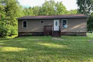 7140 Lamor Rd, Jackson Township, PA 16150 - Photo 2