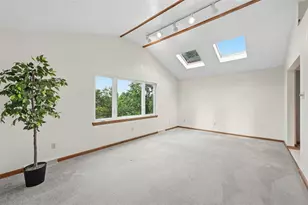 125 Eakin Ave, Ross Twp, PA 15214 - Photo 14