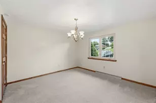 125 Eakin Ave, Ross Twp, PA 15214 - Photo 6