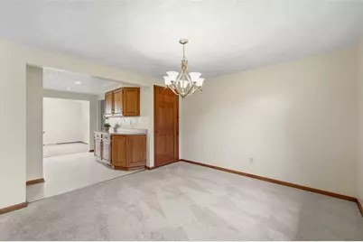 125 Eakin Ave, Ross Twp, PA 15214 - Photo 8