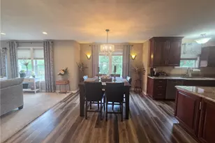 1004 Maple, Lower Burrell, PA 15068 - Photo 4