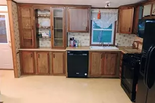 11 S Park Blvd, Hempfield Township, PA 16125 - Photo 8