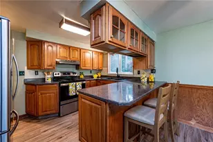 486 Woodlawn Ave, Hempfield Township, PA 15644 - Photo 16