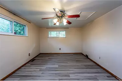 486 Woodlawn Ave, Hempfield Township, PA 15644 - Photo 30