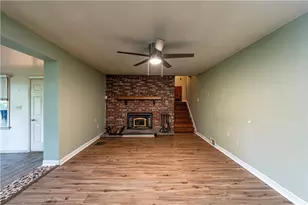 486 Woodlawn Ave, Hempfield Township, PA 15644 - Photo 22