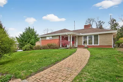 498 Balconade Dr, Pittsburgh, PA 15236 - Photo 1