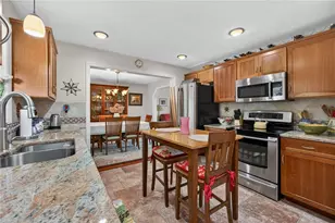 498 Balconade Dr, Pittsburgh, PA 15236 - Photo 16