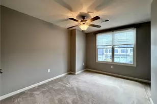 2046 Croghan Dr, Collier Township, PA 15106 - Photo 16