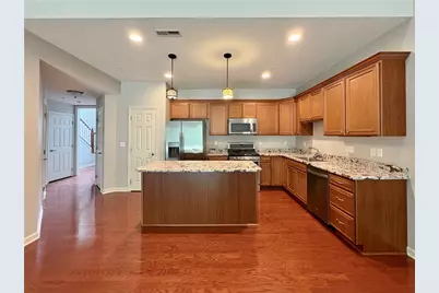 2046 Croghan Dr, Collier Township, PA 15106 - Photo 6