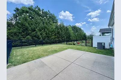 2046 Croghan Dr, Collier Township, PA 15106 - Photo 24