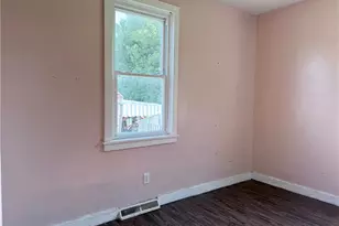 107 W Scenic Dr, Manor Township, PA 16201 - Photo 14