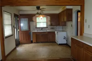 810 Longvue Dr, North Sewickley Township, PA 16117 - Photo 16