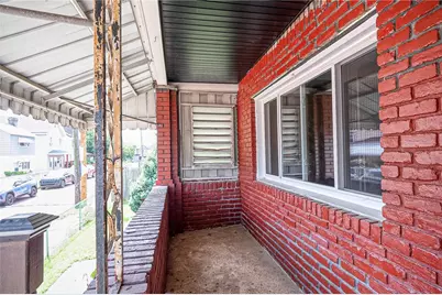 917 Robinson St, McKees Rocks, PA 15136 - Photo 2