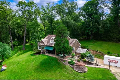 3871 Green Valley Dr, Pittsburgh, PA 15235 - Photo 2