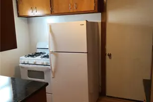 435 Wilson St, Sharon, PA 16146 - Photo 6