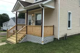 435 Wilson St, Sharon, PA 16146 - Photo 2