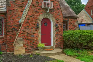 813 Washington Dr, Ross Twp, PA 15229 - Photo 2
