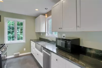 813 Washington Dr, Ross Twp, PA 15229 - Photo 18