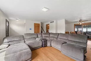 850 Westchester Dr, North Huntingdon, PA 15642 - Photo 10