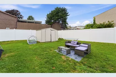 850 Westchester Dr, North Huntingdon, PA 15642 - Photo 12