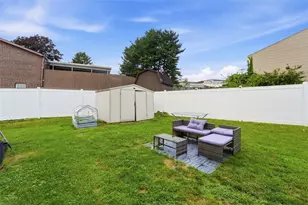 850 Westchester Dr, North Huntingdon, PA 15642 - Photo 12